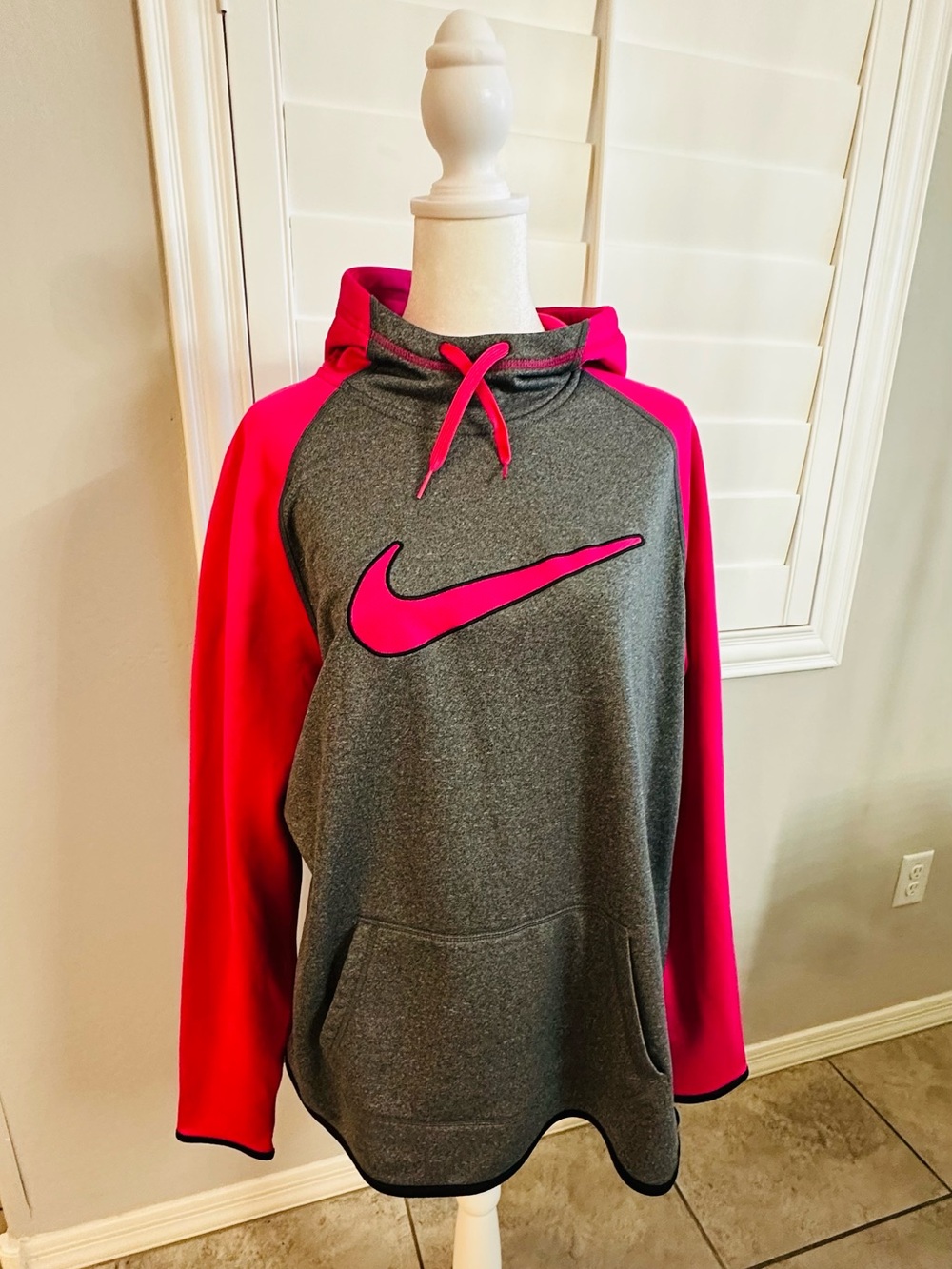 Nike Gray Therma-Fit Pullover